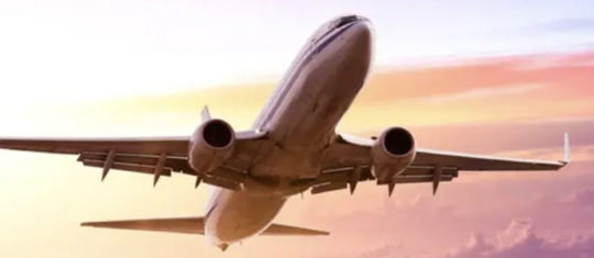 Photo montrant le décollage d'un avion