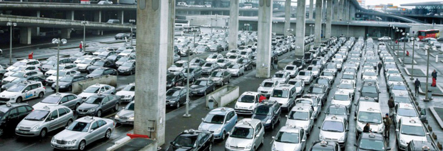 parking à l'aéroport de Paris